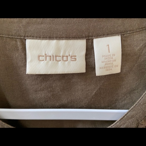 Chico’s Tie Front Top with Sequins Size 1 - Picture 4 of 6